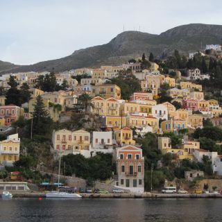 Loading...